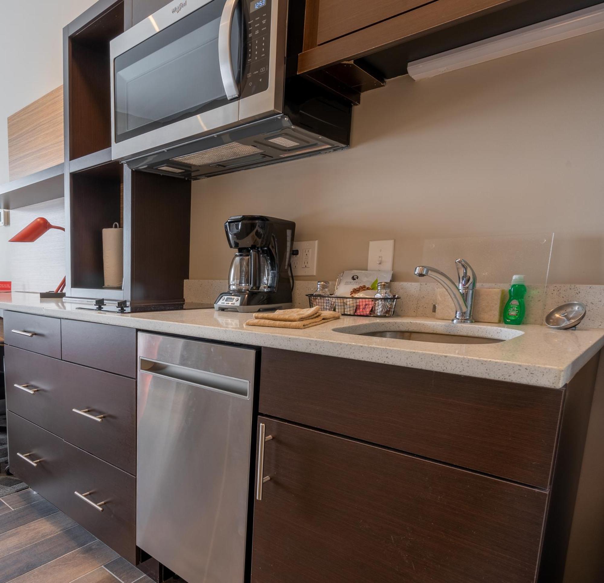 Towneplace Suites By Marriott קלינטון מראה חיצוני תמונה