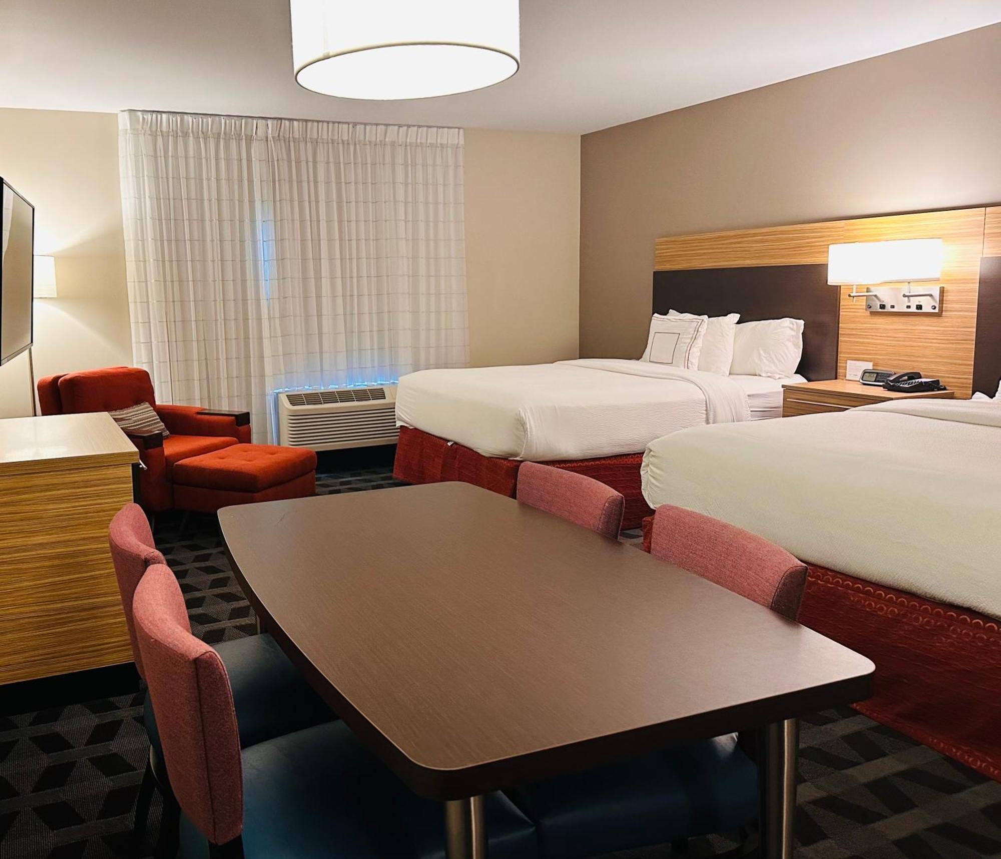 Towneplace Suites By Marriott קלינטון מראה חיצוני תמונה