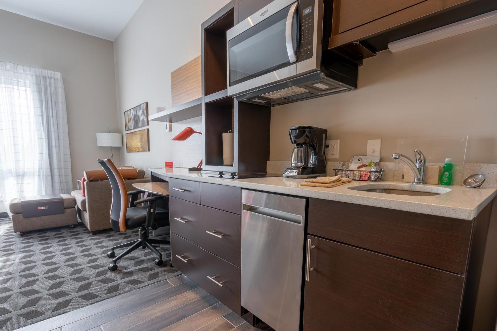 Towneplace Suites By Marriott קלינטון מראה חיצוני תמונה