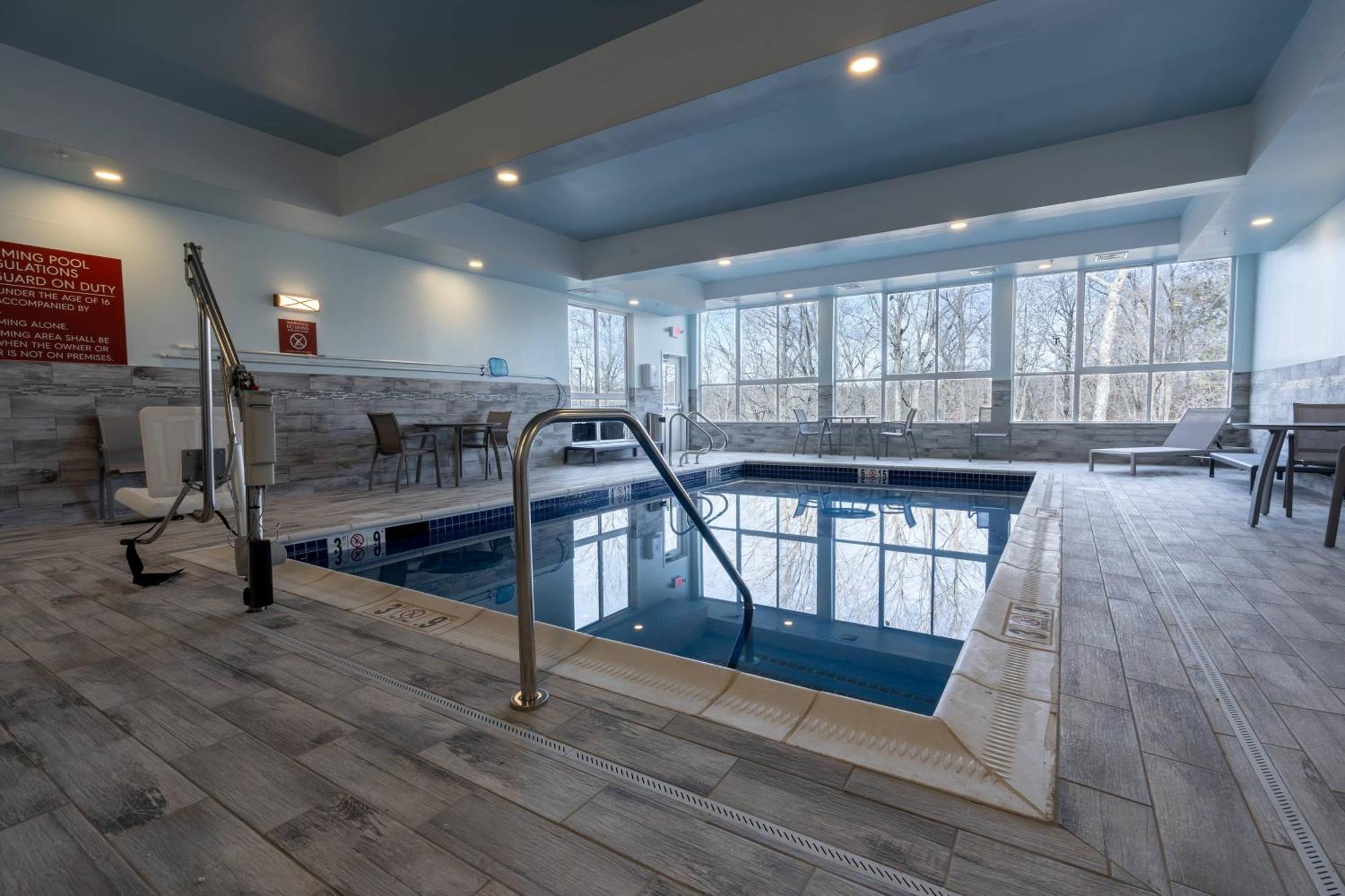 Towneplace Suites By Marriott קלינטון מראה חיצוני תמונה
